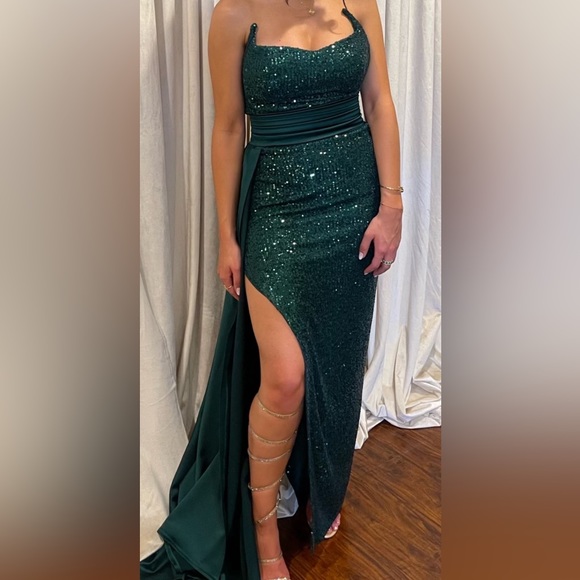 Emerald sparkly dress with slit - Picture 2 of 3